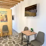 דירה Oxalis Mykonos *