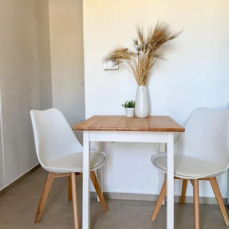 Oxalis Mykonos Apartment Plintri